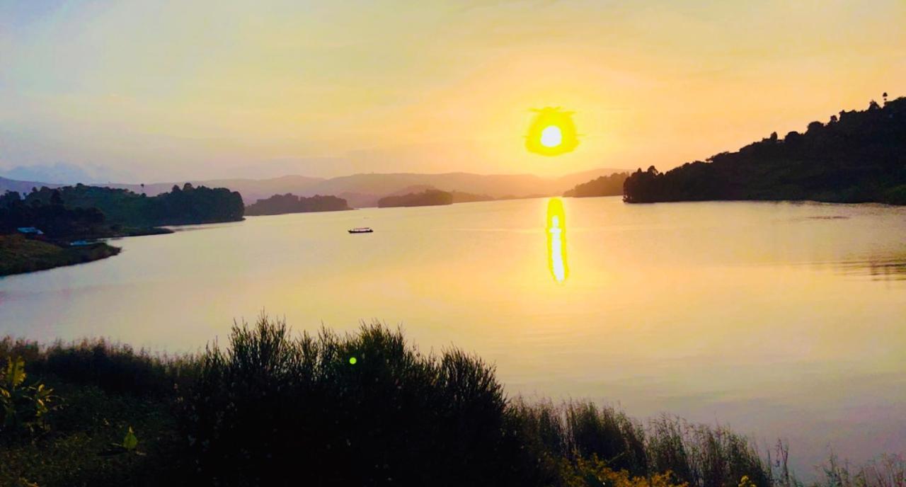 Lake Bunyonyi Rock Resort Kabale Exterior foto